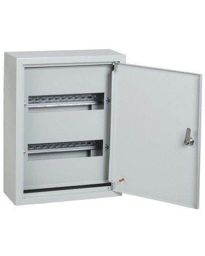 ЩРн-24з 395х310х120 IP31 GENERICA (MKM14-N-24-31-Z-G). Щит распределительный навесной с замком. GENERICA в Новошахтинске