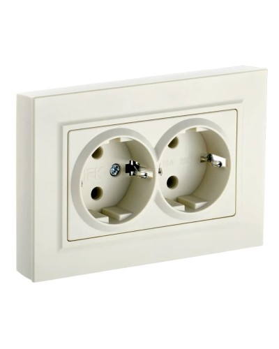 Розетка 2-местная с з/к РС12-3-БрКр бежевый BRITE (BR-R21-16-K10-F). Розетка с заземлением без защитных шторок в сборе. IEK в Новошахтинске