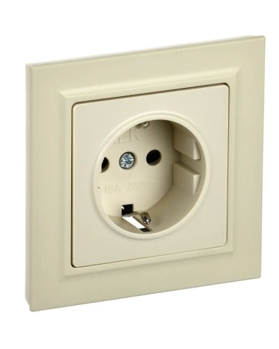 Розетка с з/к РСР14-1-0-БрКр бежевый BRITE (BR-R14-16-K10-F). Розетка с заземлением с защитными шторками в сборе. IEK в Новошахтинске