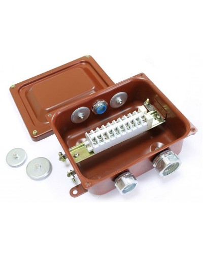 ККМА-10 У2 IP54 (zeta30372). Коробка клеммная металлическая с муфтами АТК для трубной электропроводки. ЗЭТА в Новошахтинске